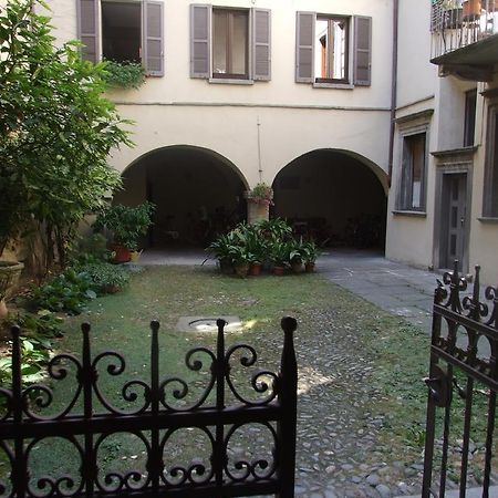 La Stufa Rossa Hotel Sondrio Bagian luar foto